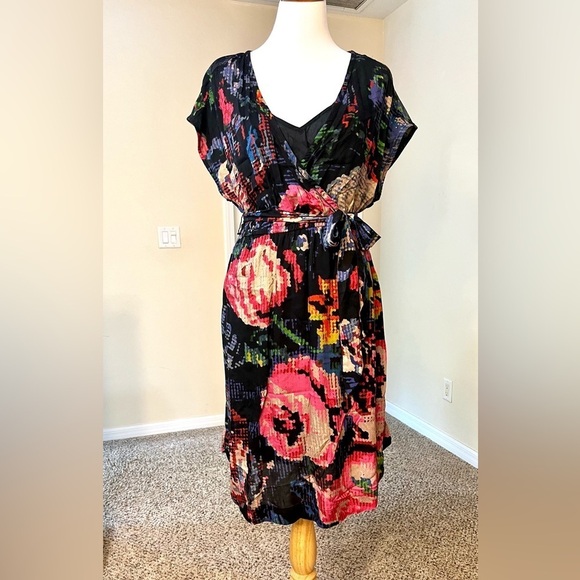 Anthropologie Astrid Needlepoint Floral Pockets V-Neck Dress Modal bobo size M - Picture 3 of 13